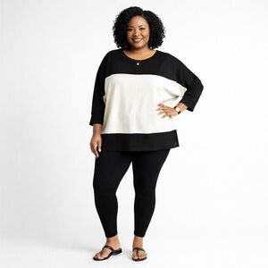 Tahari Sport Black and White Women's Top Size 2X NWT